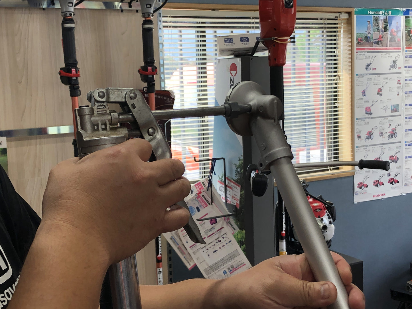 エーゼット 2ウェイグリスガン 片手タイプ 80g用 G302 専用ノズル付属